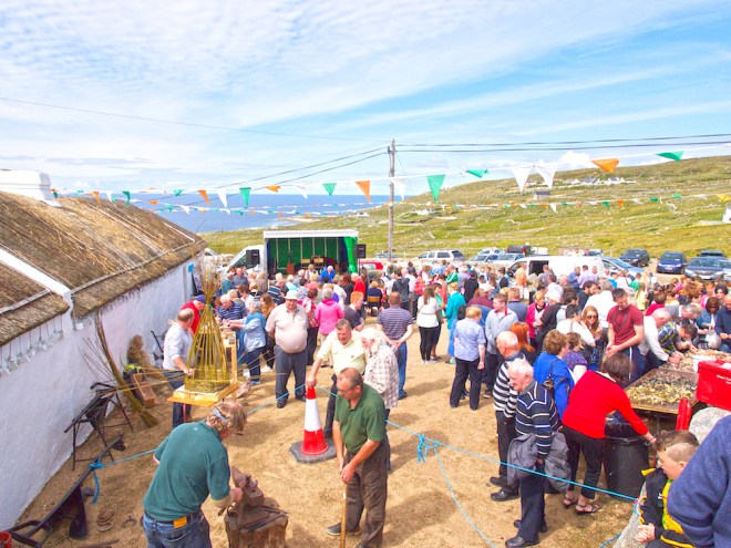 Cnoc Fola festival Donegal, celtic traditions 