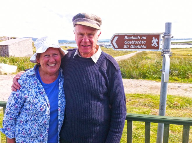 celebrate your engagement, Hollywood couple, visit the Irish islands